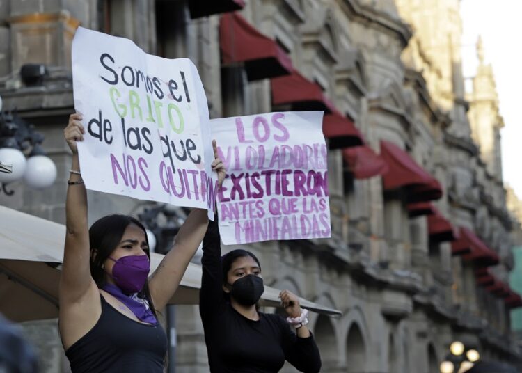 Gobierno garantiza pleno respeto a marchas por el 8M
