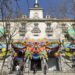 Flores adornan la Casa de México en Madrid por primavera