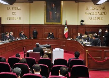 Redes apoyan a la SCJN por el Plan B