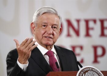 Antidemocrático el posible arresto de Trump: AMLO