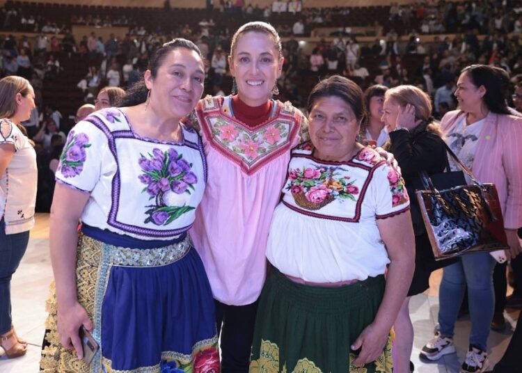 66% de los mexicanos avala a una mujer como presidenta