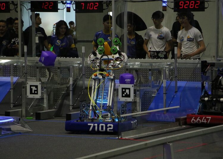 Se realiza con éxito el First Robotics Competition Regional