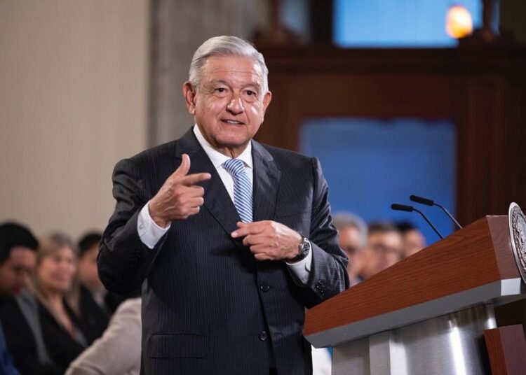 AMLO, abierto a que Elon Musk participe en plan de litio
