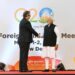 Ebrard lleva saludos de AMLO al primer ministro Modi