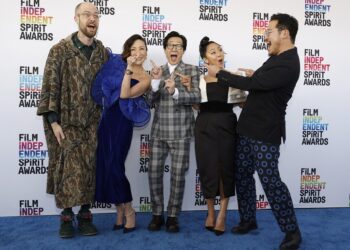 ‘Everything Everywhere All at Once’ lidera premios Spirit