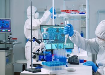 COVID surgió por fallo en laboratorio: FBI