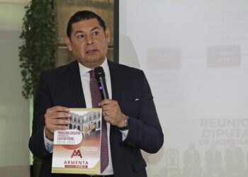 Armenta afirma que no se va de Morena