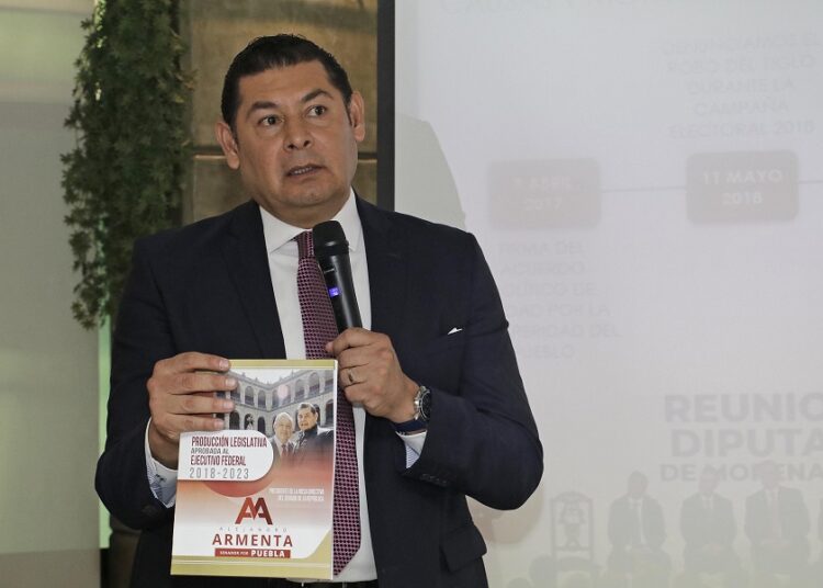 Armenta afirma que no se va de Morena