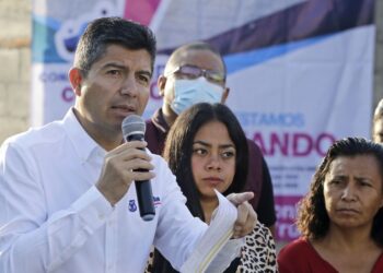 Sancionará a quienes amplíen viviendas en vía pública