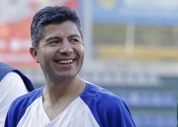 Dan mantenimiento a calles donde pasará Procesión del Viernes Santo