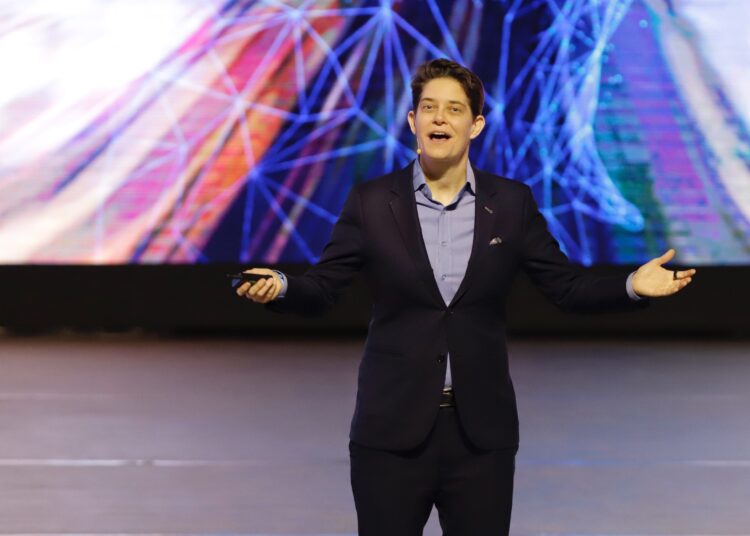 Participa Dorie Clark en el FDI
