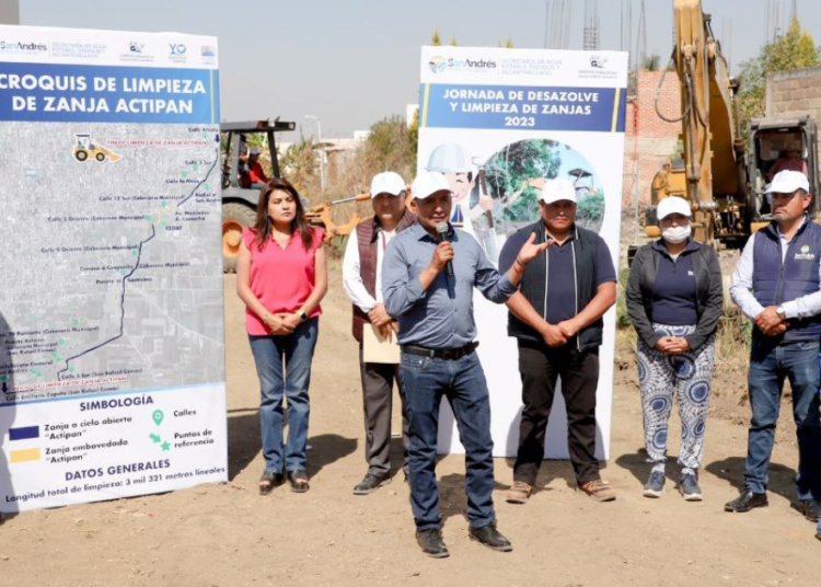 San Andrés inicia limpieza de la zanja de Actipan