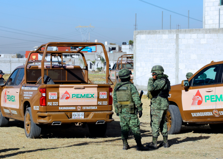 Impresionante movilización policíaca tras balacera de huachigaseros a personal de Pemex