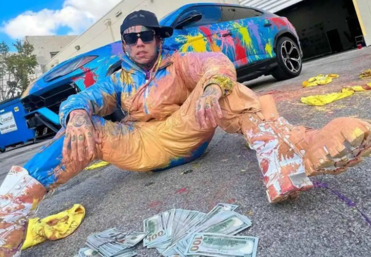 Rapero Tekashi 6ix9ine es hospitalizado en Florida tras paliza