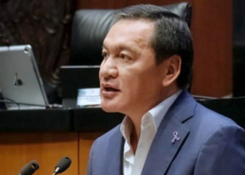 Osorio Chong deja la coordinación del PRI en el Senado