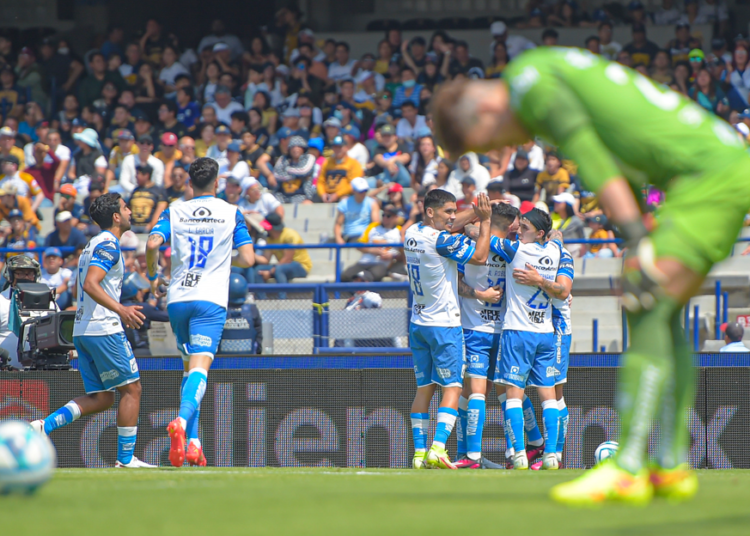 Puebla golea a Pumas en Ciudad Universitaria