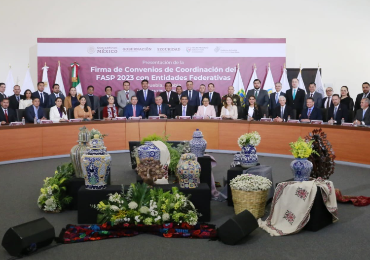En Puebla, federación distribuye 8 mil millones del FASP a 11 gobernadores