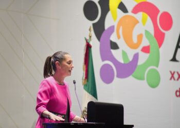 Sheinbaum exhorta a alcaldes a defender soberanía del país