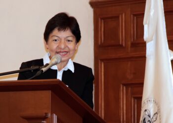 Lilia Cedillo reconoce trabajo de mujer universitaria en BUAP