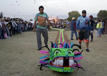 Quetzalcóatl representará a México en Concurso Mundial de Papalotes