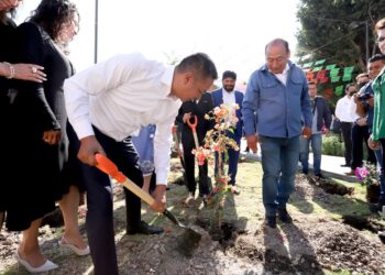 Llama Tlatehui a comprometerse a cuidar el medio ambiente