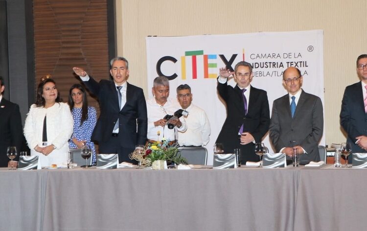 Empresarios textiles cumplen con normas ambientales