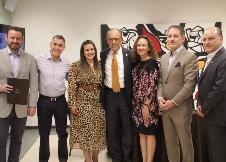 IESDE School of Management celebra su 30 aniversario