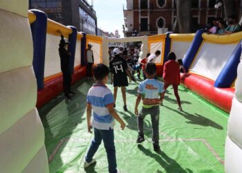 Niñas y niños poblanos disfrutan de Aventurarte