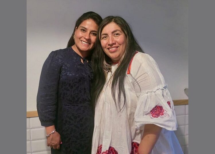 Regidora de San Andrés Cholula fortalece identidad de pueblos originarios