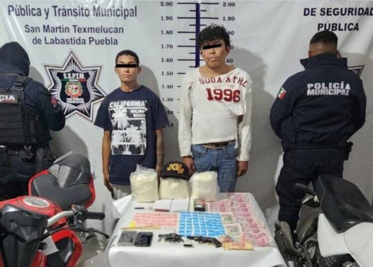 Detienen a 2 hombres por varios delitos en San Martín Texmelucan