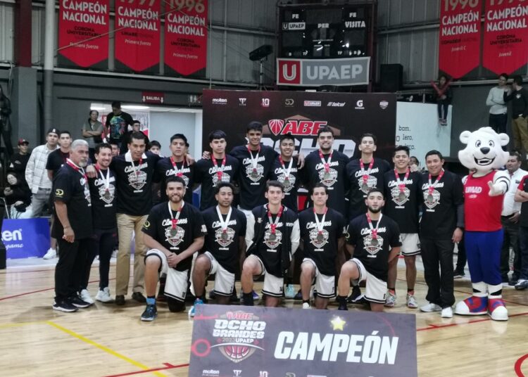 Tigres Blancos de la UMAD, campeones de los Ocho Grandes
