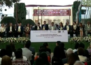 Gobernador y canciller inauguran en Tepeaca oficina de Relaciones Exteriores