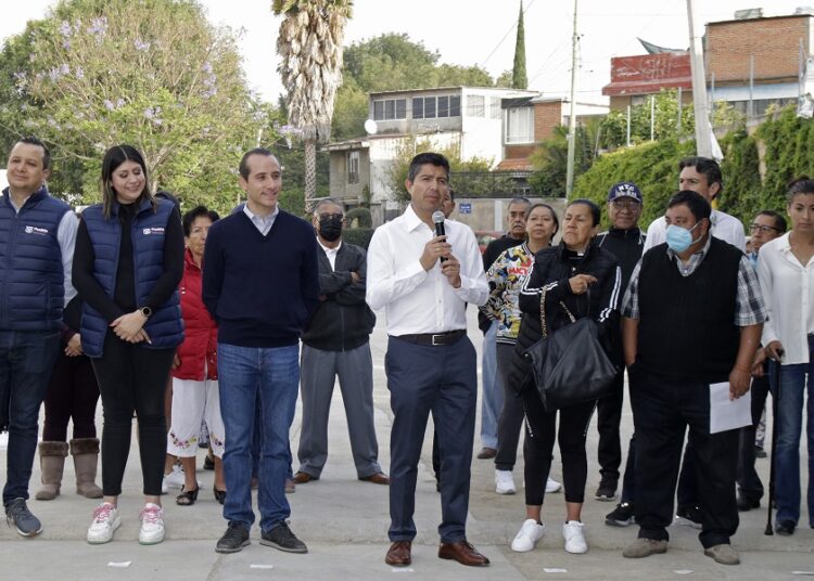 Ayuntamiento amplía red pluvial de calle Ignacio Allende