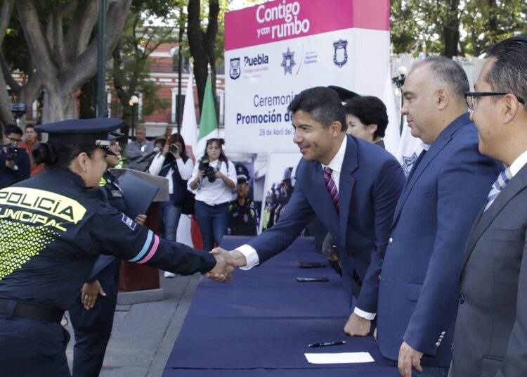 Rivera Pérez encabeza promoción de grados de la SSC