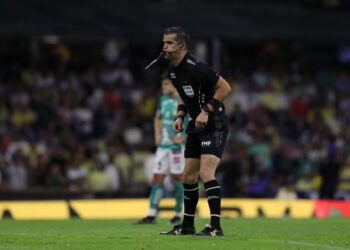 Larcamón pide que no se crucifique a Fernando Hernández