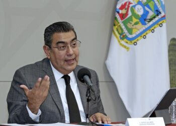 Céspedes realiza gira por Huauchinango y la Mixteca