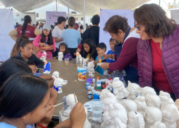 Viernes de las Mujeres beneficia a más de 500 poblanas de Tecola