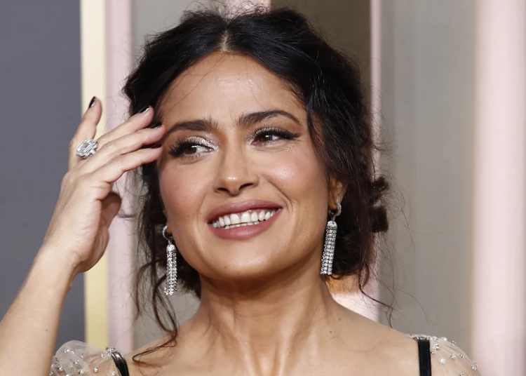 Salma Hayek y madre buscadora en la lista de las 100 personalidades de Time