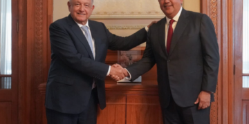 AMLO ofrece estrecha colaboración al gobernador Salomón Céspedes