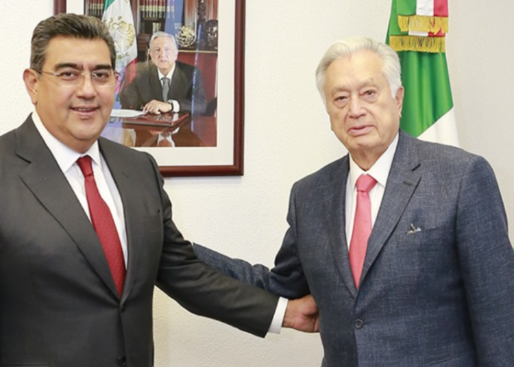 Céspedes se reúne con Bartlett para trabajar en energías renovables