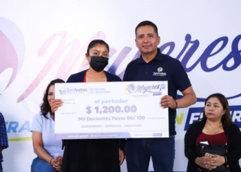 Tlatehui entrega apoyo a beneficiarias de Mujeres Trabajadoras con Futuro 2023