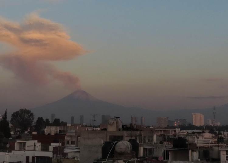 Popocatépetl sigue en Amarillo Fase Dos