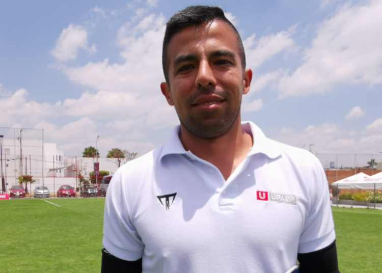 Ser locales es de gran ayuda: Alan Cruz
