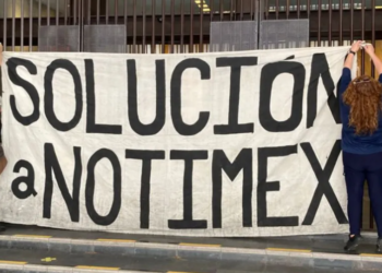 Monreal anuncia liquidación de Notimex
