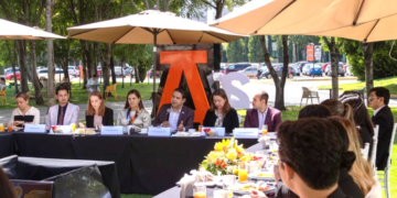 Presidente del CCE comparte con alumnos del Programa de Liderazgo Empresarial de Anáhuac