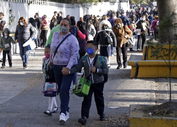 El 17 de abril reanudan clases más de un millón de alumnos en Puebla
