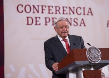 AMLO asistirá al desfile del 5 de mayo, confirma Céspedes