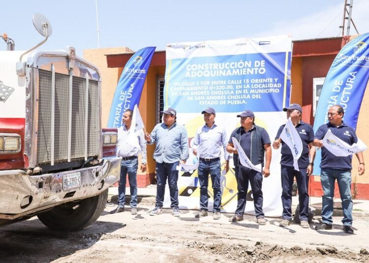 Arrancan obras de adoquinamiento en calles de San Andrés Cholula