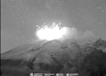Emite Popocatépetl exhalaciones sin representar mayor riesgo a población: Protección Civil