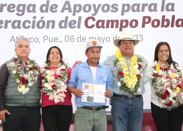 Entregan programas para el campo en Atlixco